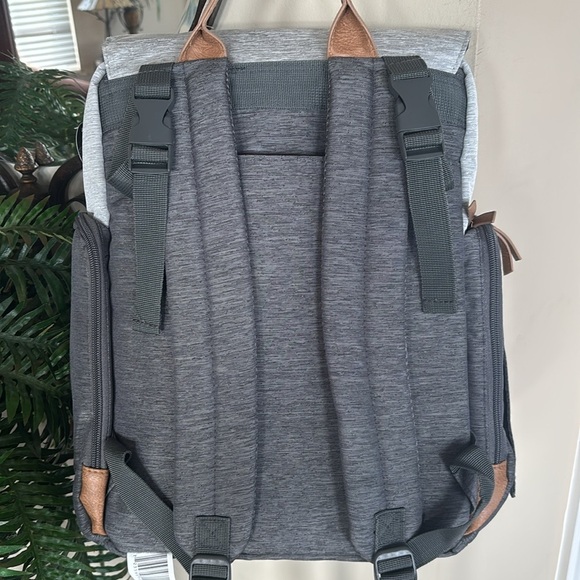 Brand New Eddie Bauer Cascade Back Pack Diaper Bag Two Tone Gray Organizer - Picture 14 of 16